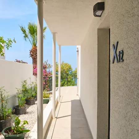 Nixie & - Adult Only 얄리카베크