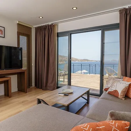 Nixie & - Adult Only